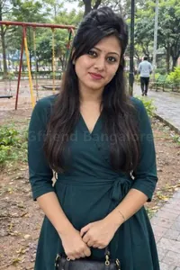 Punam, 24, tall escort from Majestic, Bangalore