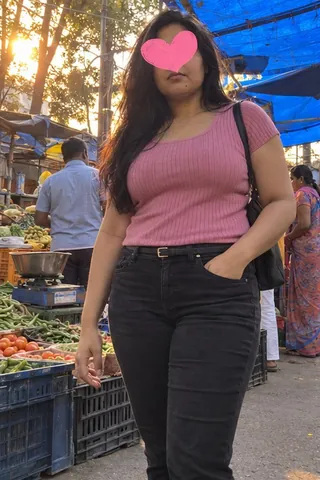 Roshni, 28, from Patna, massage escort in Indiranagar, Bangalore
