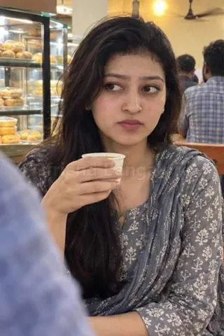 Chitra, 20, escort in Indiranagar, Bangalore