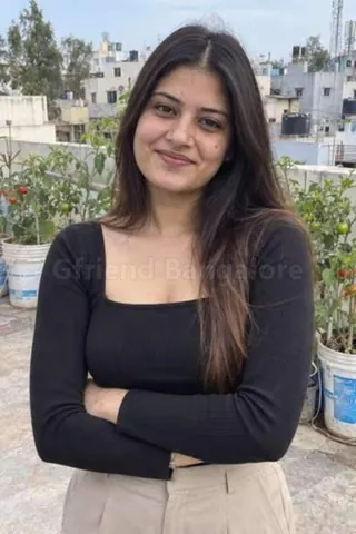 Ishita, 24, from Delhi, escort on MG Road, Bangalore